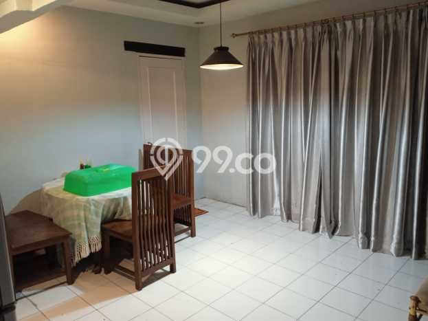 Rumah Luxury Modern Tanpa Renovasi di Cireundeu Tangerang Rumah Luxury Modern Tanpa Renovasi di Cireundeu Tangerang