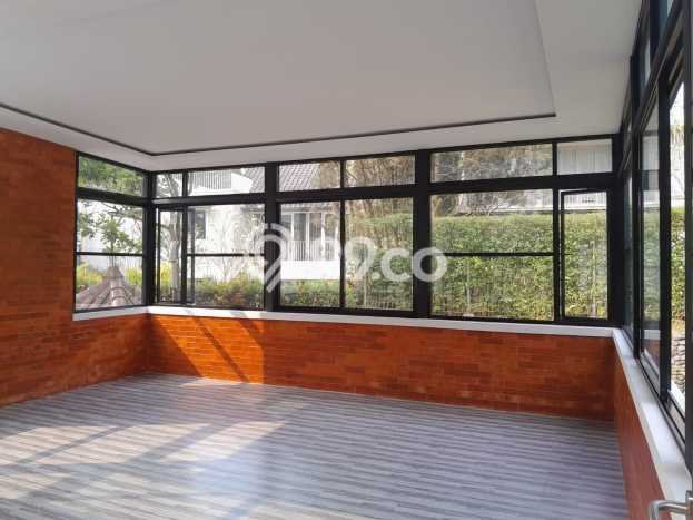 Rumah Elit Modern Tanpa Renovasi di Rancamaya Bogor Rumah Elit Modern Tanpa Renovasi di Rancamaya Bogor