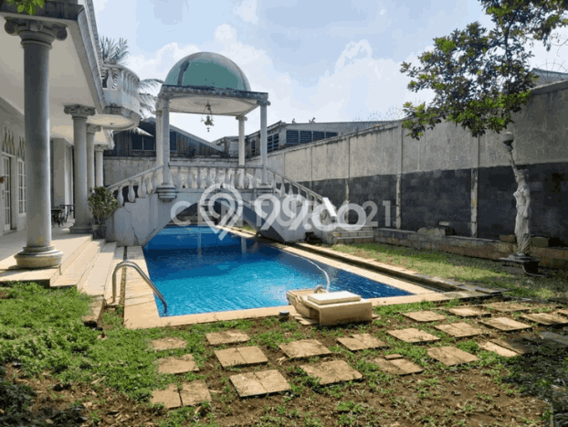 Rumah Mewah LB 550m2 Siap Huni Desain Elegan di Cibubur, Jakarta Timur Rumah Mewah LB 550m2 Siap Huni Desain Elegan di Cibubur, Jakarta Timur
