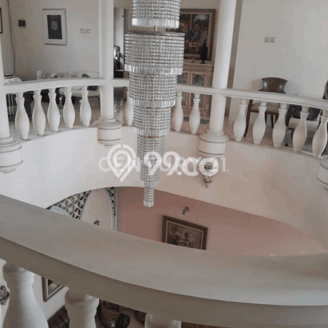 Rumah Mewah LB 550m2 Siap Huni Desain Elegan di Cibubur, Jakarta Timur Rumah Mewah LB 550m2 Siap Huni Desain Elegan di Cibubur, Jakarta Timur