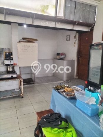 For Sale Rumah 6 Kamar Lokasi Strategis Bagus dan Strategis di Tamansari For Sale Rumah 6 Kamar Lokasi Strategis Bagus dan Strategis di Tamansari