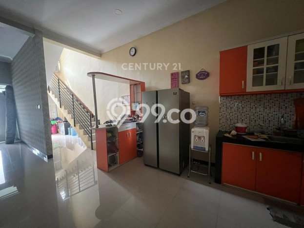 Jual Rumah Bagus Siap Huni LB 180m2 di Cibinong, Bogor Jual Rumah Bagus Siap Huni LB 180m2 di Cibinong, Bogor