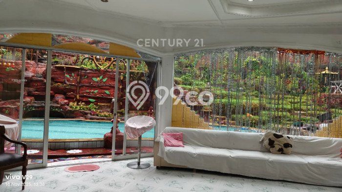 Ready to Use! Premium House LT 518m2 Desain Elegan di Sentul City Ready to Use! Premium House LT 518m2 Desain Elegan di Sentul City