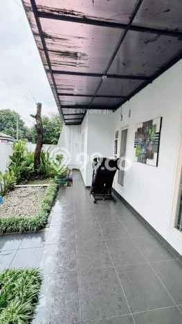 Rumah Modern 3 Kamar LT 160m2 di Tanah Baru Rumah Modern 3 Kamar LT 160m2 di Tanah Baru