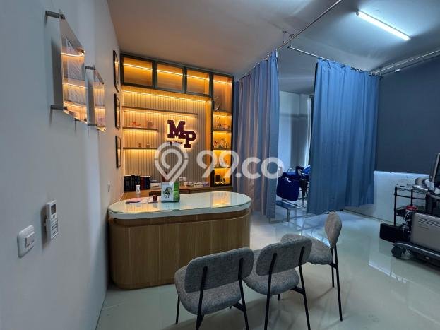 LOKASI STRATEGIS! Ruko di Menganti, Luas 106m2m², Jalan Utama LOKASI STRATEGIS! Ruko di Menganti, Luas 106m2m², Jalan Utama