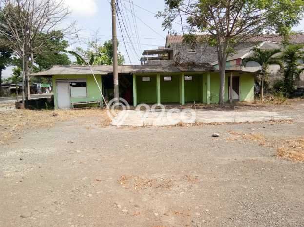 SEGERA MILIKI! Rumah di Saradan, Madiun, Luas 9951m2m² Bangunan 1000m2m² SEGERA MILIKI! Rumah di Saradan, Madiun, Luas 9951m2m² Bangunan 1000m2m²
