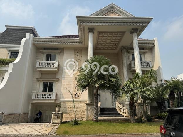 Rumah di Pakuwon Indah, Dekat Fasilitas, 5 KT, Luas 540m2m² LB 900m2m² Rumah di Pakuwon Indah, Dekat Fasilitas, 5 KT, Luas 540m2m² LB 900m2m²