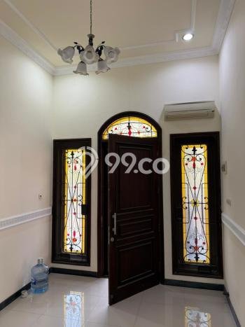 Rumah sewa siap pakai 3 Kamar Tidur di Darmo permai, Surabaya Rumah sewa siap pakai 3 Kamar Tidur di Darmo permai, Surabaya