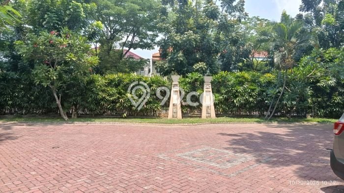 Tanah Investasi Dijual di Surabaya Punya Luas 424m2 Tanah Investasi Dijual di Surabaya Punya Luas 424m2