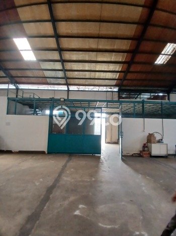 Unit Gudang Dijual di Bandung LT 3214m2 & LB 2050m2 Unit Gudang Dijual di Bandung LT 3214m2 & LB 2050m2