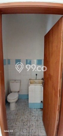 Disewakan! Rumah 2 Kamar Tidur &
2 Kamar Mandi di Taman Kopo Indah, Bandung Disewakan! Rumah 2 Kamar Tidur &
2 Kamar Mandi di Taman Kopo Indah, Bandung
