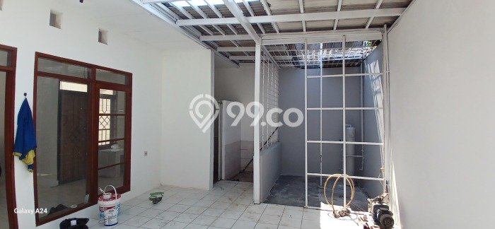 Disewakan! Rumah 2 Kamar Tidur &
2 Kamar Mandi di Taman Kopo Indah, Bandung Disewakan! Rumah 2 Kamar Tidur &
2 Kamar Mandi di Taman Kopo Indah, Bandung