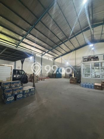 Gudang Bagus LT 2046m2 LB 1200m2 Dijual di Batununggal Bandung Gudang Bagus LT 2046m2 LB 1200m2 Dijual di Batununggal Bandung