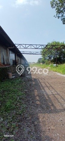 Disewakan Gudang di Kawasan Ramai Bandung Barat Luas 12600m2 Disewakan Gudang di Kawasan Ramai Bandung Barat Luas 12600m2