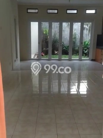 Disewakan Rumah Harga Terjangkau di Kota Baru Parahyangan Bandung dengan 4 Kamar Tidur Disewakan Rumah Harga Terjangkau di Kota Baru Parahyangan Bandung dengan 4 Kamar Tidur