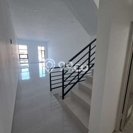 FOR SALE! Ruko di Antapani Bandung, LT 90m2, LB 160m2 FOR SALE! Ruko di Antapani Bandung, LT 90m2, LB 160m2