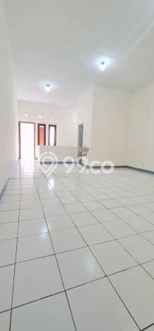 Dijual! Ruko di Cigondewah Bandung LT 85m2 / LB 160m2 Kawasan Bisnis Dijual! Ruko di Cigondewah Bandung LT 85m2 / LB 160m2 Kawasan Bisnis