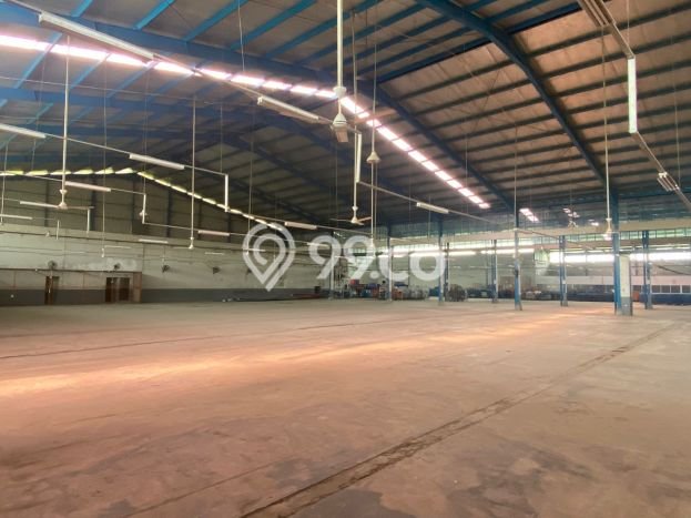 Disewakan Gudang komersial di Dayeuhkolot luas bangunan 3000m2 Disewakan Gudang komersial di Dayeuhkolot luas bangunan 3000m2
