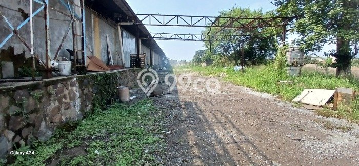 Disewakan Gudang di Kawasan Ramai Bandung Barat Luas 12600m2 Disewakan Gudang di Kawasan Ramai Bandung Barat Luas 12600m2