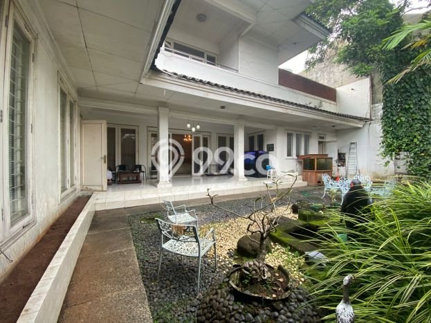 Ready to Use! Luxury House LT 750m2 Desain Elegan di Bintaro Ready to Use! Luxury House LT 750m2 Desain Elegan di Bintaro