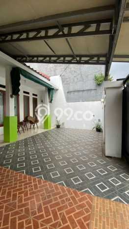 Rumah Modern Cantik 4 KT Bisa Langsung Pindah di Pondok Aren Rumah Modern Cantik 4 KT Bisa Langsung Pindah di Pondok Aren