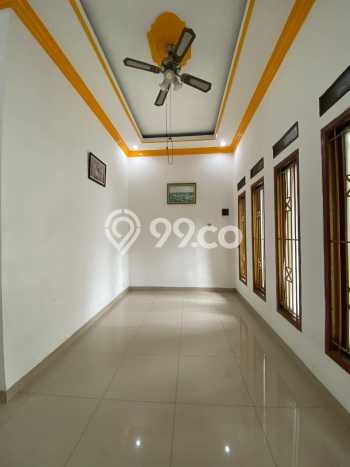 Rumah Modern Cantik 4 KT Bisa Langsung Pindah di Pondok Aren Rumah Modern Cantik 4 KT Bisa Langsung Pindah di Pondok Aren