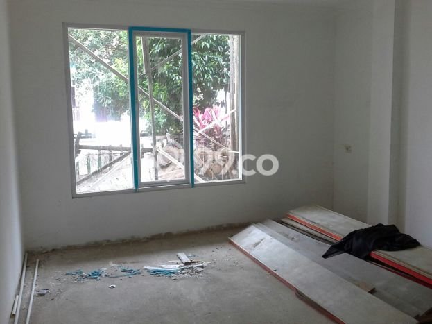Rumah Strategis Modern Lb 250m2 di Pamulang, Tangerang Selatan Rumah Strategis Modern Lb 250m2 di Pamulang, Tangerang Selatan