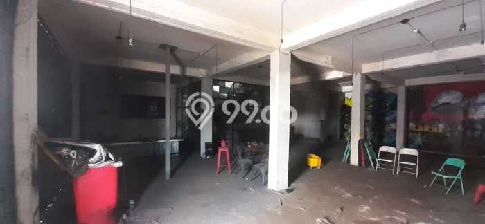 Ruko Disewakan di Area Ramai Ciputat, Tangerang Selatan Ruko Disewakan di Area Ramai Ciputat, Tangerang Selatan