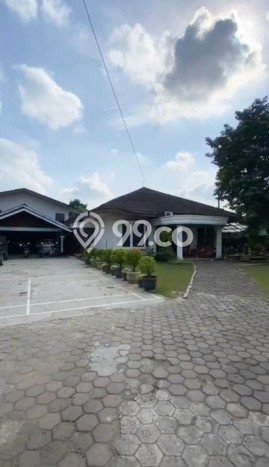 For Sale Rumah Mewah Exclusive di Ciputat, Tangerang Selatan For Sale Rumah Mewah Exclusive di Ciputat, Tangerang Selatan