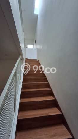 Dijual Rumah Mewah Megah Dengan View Cantik di Kedaung, Tangerang Dijual Rumah Mewah Megah Dengan View Cantik di Kedaung, Tangerang