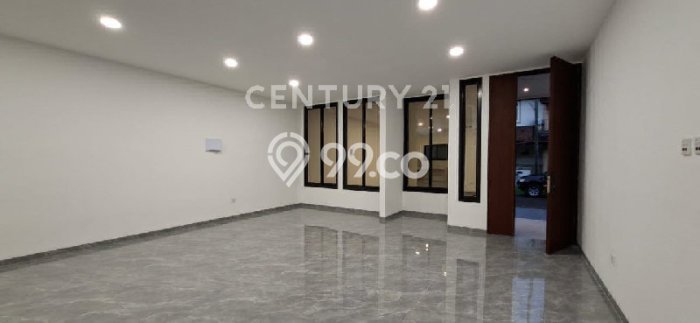 Rumah Elit Modern Tanpa Renovasi di Lippo Karawaci Tangerang Rumah Elit Modern Tanpa Renovasi di Lippo Karawaci Tangerang