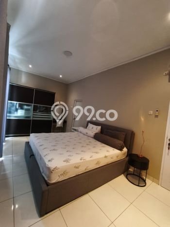 Rumah Mewah LB 138m2 Siap Pakai Desain Elegan di BSD City, Tangerang Rumah Mewah LB 138m2 Siap Pakai Desain Elegan di BSD City, Tangerang