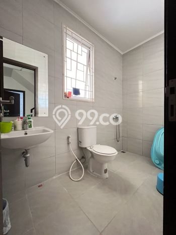 Dijual Rumah 3 Kamar Lokasi Strategis Bagus dan Strategis di BSD Dijual Rumah 3 Kamar Lokasi Strategis Bagus dan Strategis di BSD