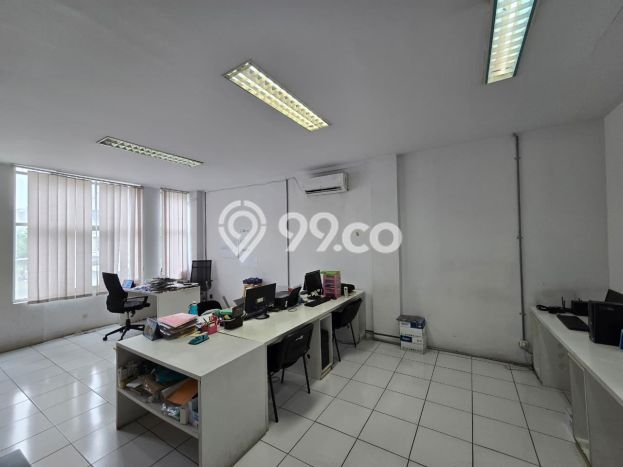 Ruko Dijual di Tangerang LT 60m2 & LB 60m2 Lokasi Terbaik! Ruko Dijual di Tangerang LT 60m2 & LB 60m2 Lokasi Terbaik!