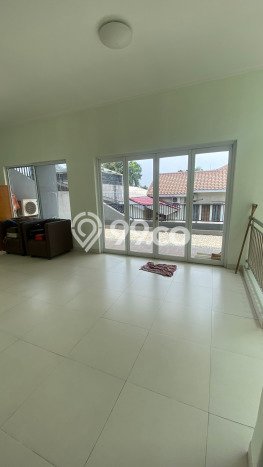 Rumah Elit Modern Tanpa Renovasi di BSD Tangerang Rumah Elit Modern Tanpa Renovasi di BSD Tangerang