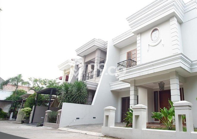 For Sale! Luxury House LT 362m2 Desain Modern di Lebak Bulus For Sale! Luxury House LT 362m2 Desain Modern di Lebak Bulus
