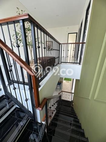 Rumah Minimalis 4 Kamar LT 98m2 di BSD Rumah Minimalis 4 Kamar LT 98m2 di BSD
