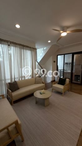 Rumah Modern 3 KT di BSD City Tangerang Full Furnished Rumah Modern 3 KT di BSD City Tangerang Full Furnished