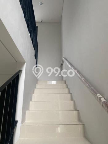 Rumah sewa siap pakai 4 Kamar Tidur di BSD, Tangerang Rumah sewa siap pakai 4 Kamar Tidur di BSD, Tangerang