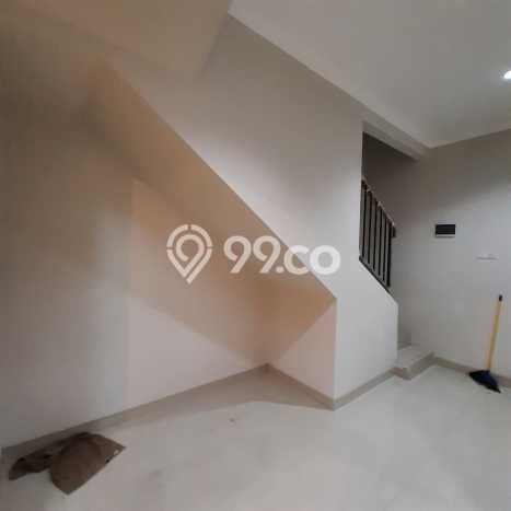 Rumah Minimalis 3 Kamar LT 84m2 di Graha Raya Rumah Minimalis 3 Kamar LT 84m2 di Graha Raya