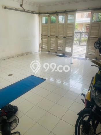 Jual Rumah Luas Elegan Dengan View Eksklusif di Cinere, Jakarta Selatan Jual Rumah Luas Elegan Dengan View Eksklusif di Cinere, Jakarta Selatan