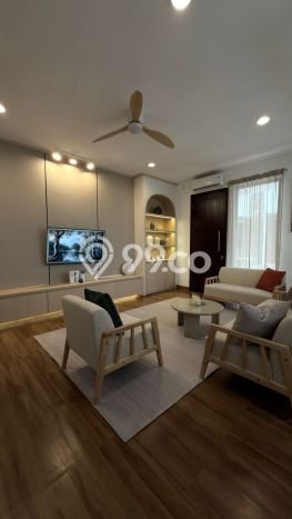 Rumah Modern 3 KT di BSD City Tangerang Full Furnished Rumah Modern 3 KT di BSD City Tangerang Full Furnished