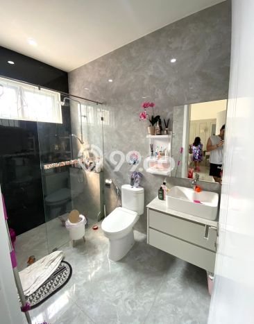 Hunian Mewah LB 180m2 Siap Huni Desain Elegan di BSD, Tangerang Hunian Mewah LB 180m2 Siap Huni Desain Elegan di BSD, Tangerang