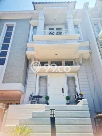 Ready to Use! Premium House LT 80m2 Desain Elegan di Gading Serpong Ready to Use! Premium House LT 80m2 Desain Elegan di Gading Serpong