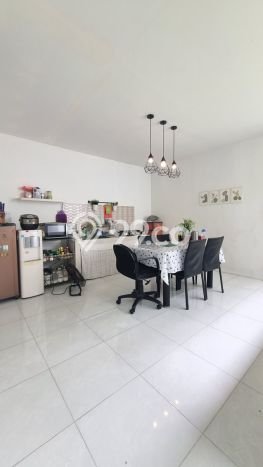 Jual Rumah Bagus Siap Huni LB 107m2 di BSD, Tangerang Selatan Jual Rumah Bagus Siap Huni LB 107m2 di BSD, Tangerang Selatan
