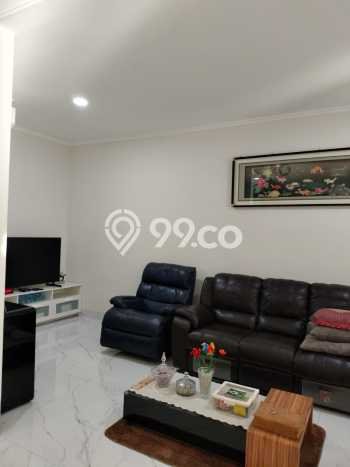 Rumah Mewah LB 220m2 Siap Pakai Desain Elegan di Alam Sutera, Tangerang Rumah Mewah LB 220m2 Siap Pakai Desain Elegan di Alam Sutera, Tangerang