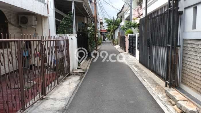 Rumah Modern 4 KT di Tanjung Duren Jakarta Barat Unfurnished Rumah Modern 4 KT di Tanjung Duren Jakarta Barat Unfurnished