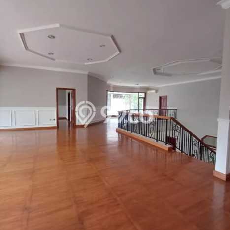 Rumah Kondisi Baik Disewakan di Kemang, Jakarta Selatan LT 1258m2, LB 378m2 Rumah Kondisi Baik Disewakan di Kemang, Jakarta Selatan LT 1258m2, LB 378m2