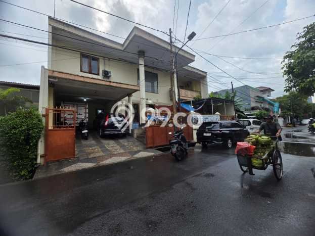 Dijual Hunian Mewah dengan Fasilitas Sekitar Komplit di Mampang Prapatan, Jakarta Selatan Dijual Hunian Mewah dengan Fasilitas Sekitar Komplit di Mampang Prapatan, Jakarta Selatan