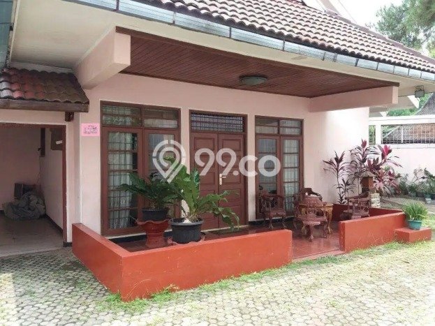 Dijual Rumah Luas Megah Dengan View Cantik di Pejaten, Jakarta Selatan Dijual Rumah Luas Megah Dengan View Cantik di Pejaten, Jakarta Selatan